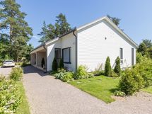 Talon sivusto, josta käynti myös takapihalle