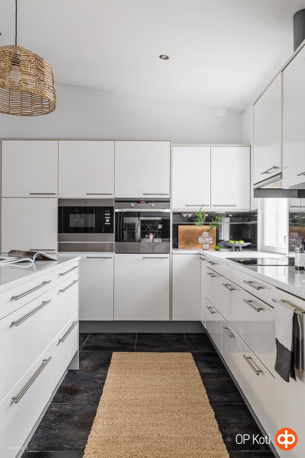 Puutalo-osake, 3-5 h, k,khh,kph,s,2xerill.wc, var, autotalli, 128/138 m², Satukallio - Mais