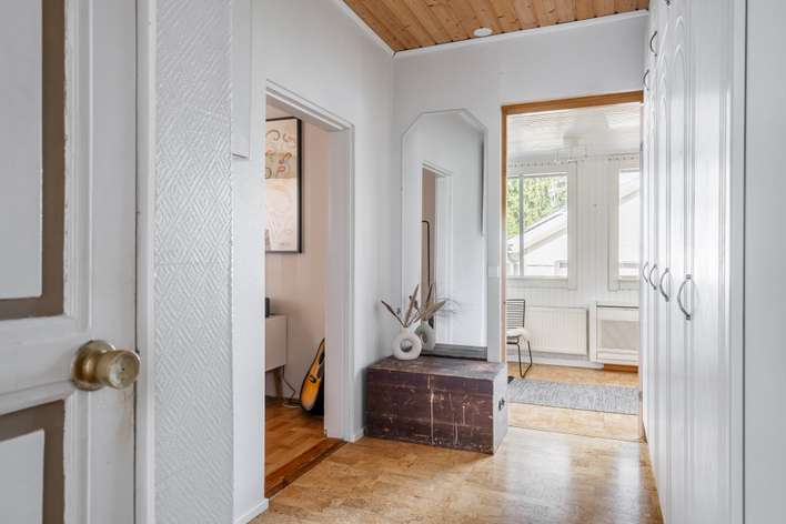 Omakotitalo, 4h+k+wc+kp+s+at+pihasauna, 125/165 m², Oriketo - Widok 4