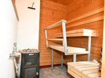 Sauna puukiukaalla
