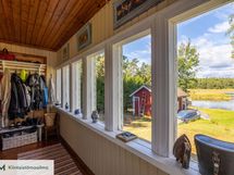 Päämökin veranta.