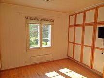 Keskikerroksen makuuhuone