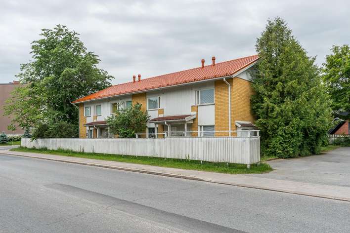 Rivitalo, 3h+k+kph+s+2wc+varasto (Yj. 3h+k+s), 79 m², Kärsämäki - Widok 4