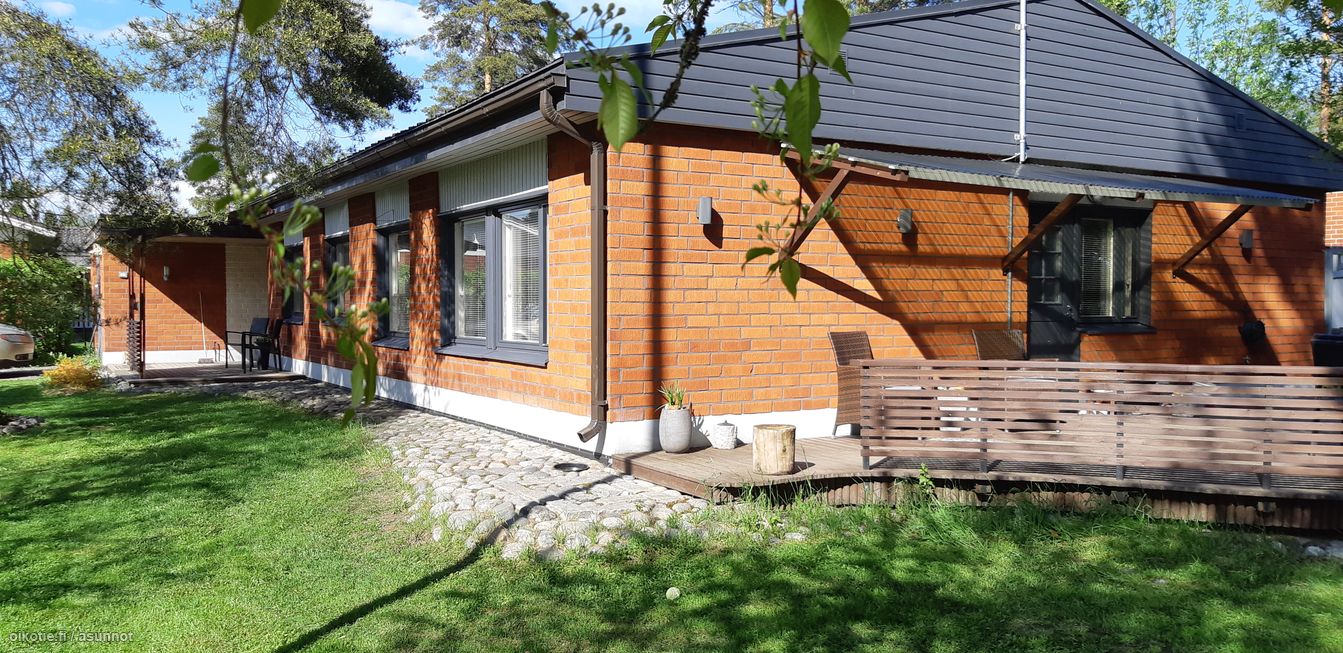 114 m² Huilutie 9, 71800 Siilinjärvi Omakotitalo 5h myynnissä - Oikotie  16861809