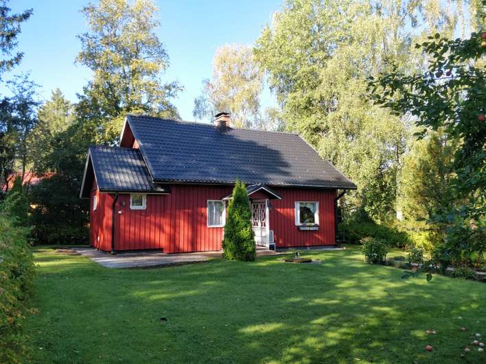 Omakotitalo, 3h+k+saunaosasto+ullakkotilaa, 88/127 m², Laitila, Laitila
