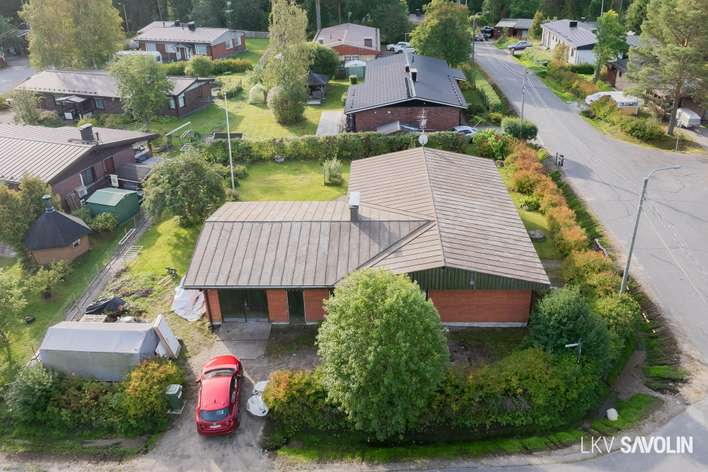 Omakotitalo, 2mh, oh, k, khh/pkh, kph, s, wc, autotalli, varastot + 1h, kk, wc, 119,5/163,9 m², Tikkakoski, Jyväskylä