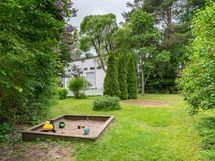 Turvallinen leikkipiha