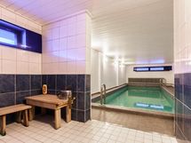 Taloyhtiön uima-allas