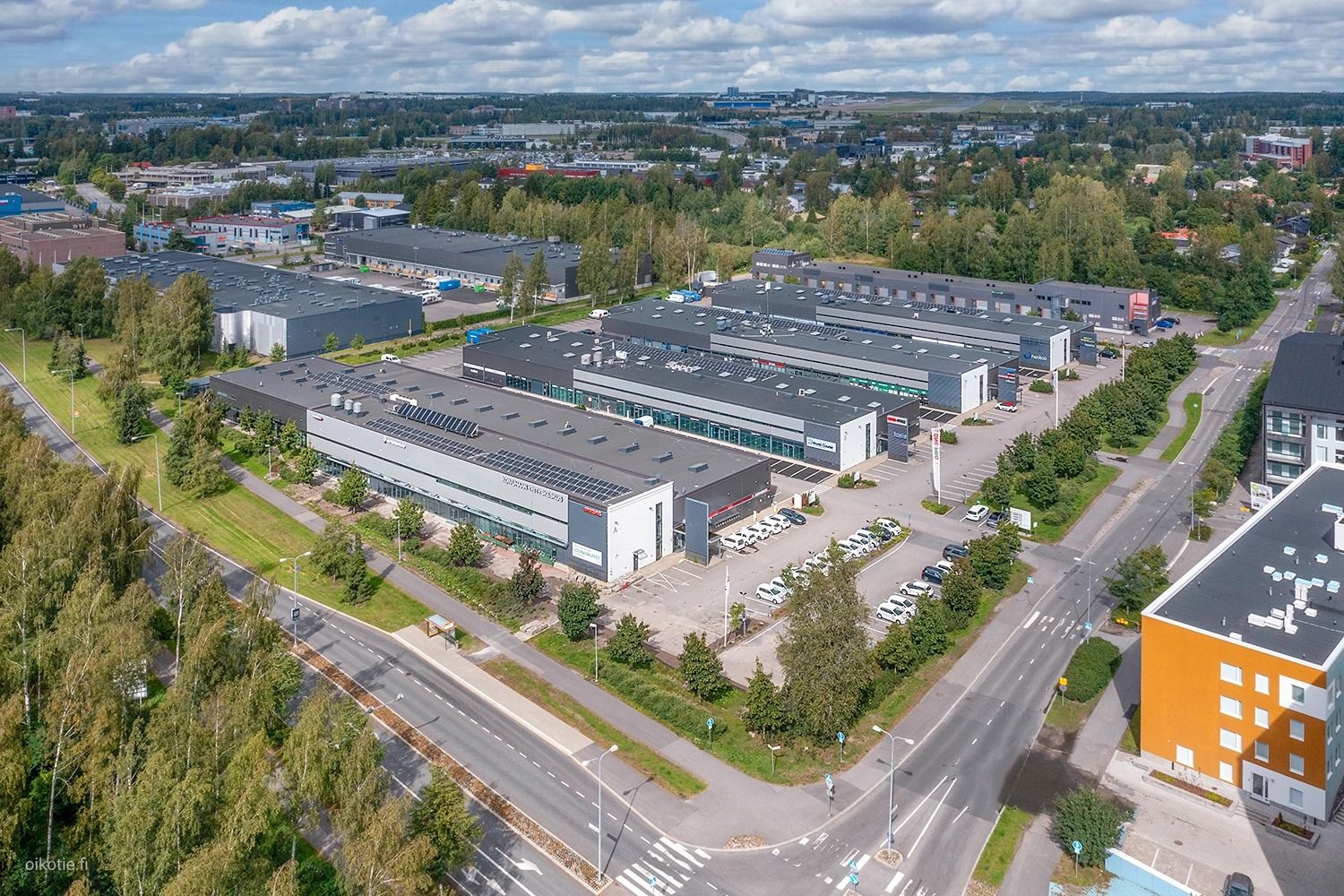 Liiketila – Puutarhatie 18 1