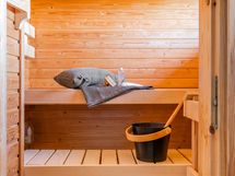 Ikkunallinen oma sauna