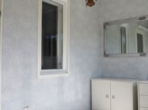 Viihtyisä kuisti vaikka aamukahvittelulle