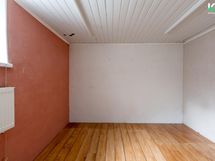 Harrastehuone kellarissa