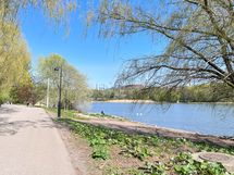 Töölönlahti tarjoaa raikasta ilmaa ja rauhoittumishetkiä upeine maisemineen ja kävelyreitteineen!