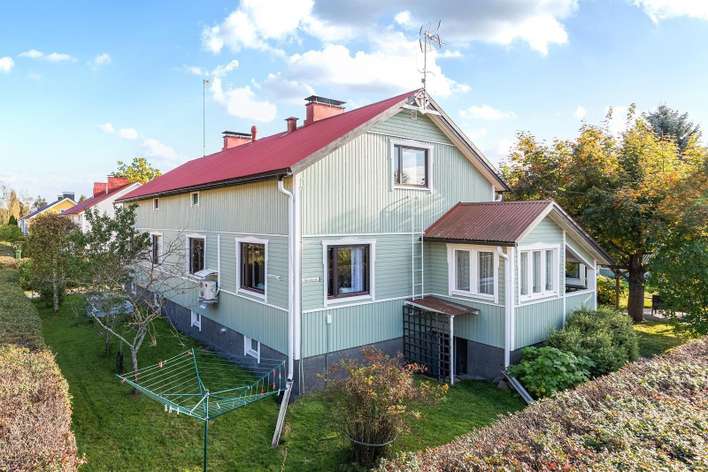 Omakotitalo, 4H+K+RT+aula +2 kph+3wc+KHH, 100 m², Kuninkaanhaka