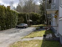 Jokaiselle asunnolle oma lämmitystolppapaikka!