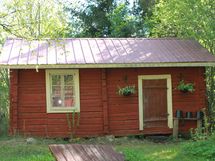 Pieni piharakennus (2h)