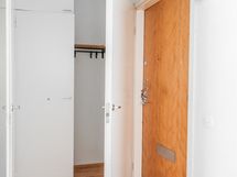 Eteinen