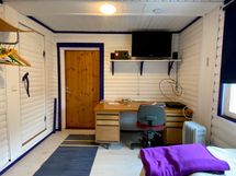 Piharakennuksen yksiö/työtila