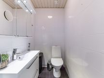 Erillinen wc-tila
