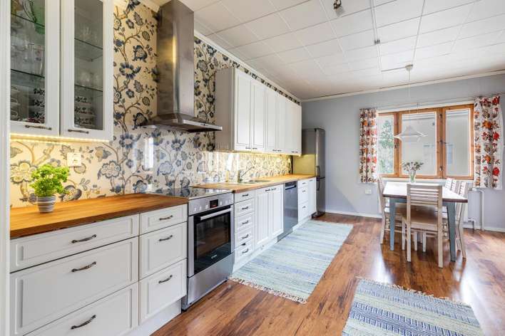 Paritalo, 4h + k + s + 2wc, 85 m², Tiilinummi, Pori