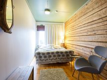 Makuuhuone 4 parisängyllä