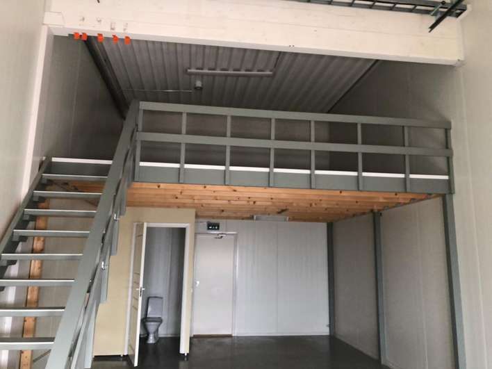 Liiketila, 45 m², Varisto
