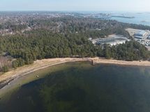 n.200m tähän rantaan / ca 200m till denhär strande