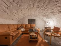 alakerran oleskelutila