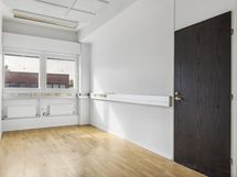 180 m² tila