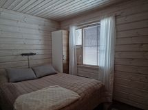 alakerran makuuhuone