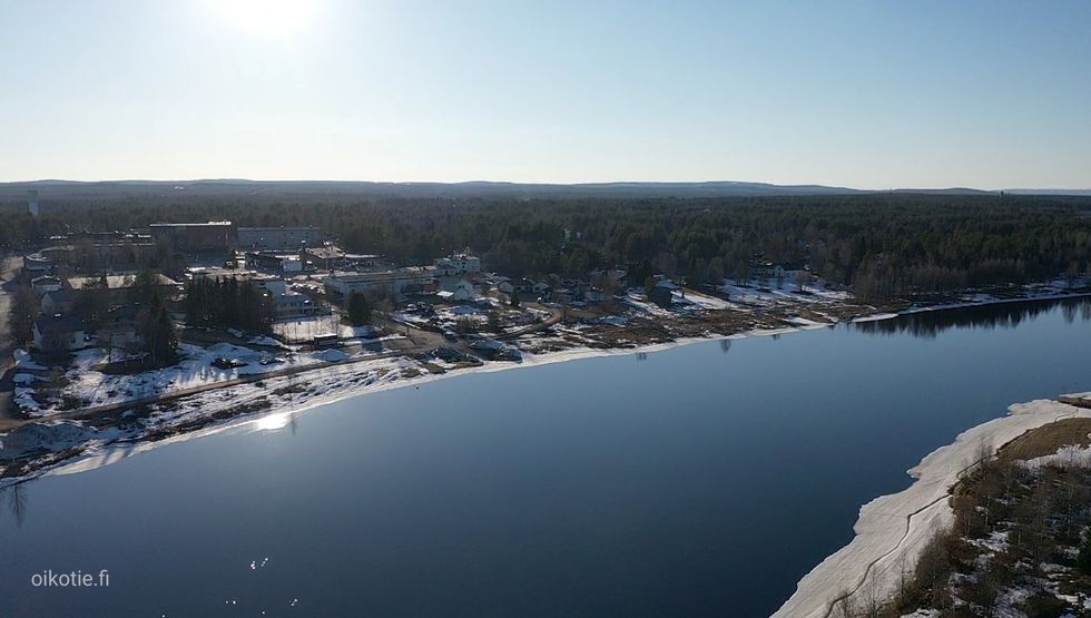 Kahden asunnon omakotitalo Kitisen tuntumassa