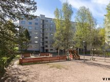 Julkisivu