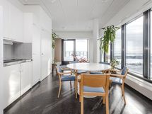 Kattotasanteen vuokrattava tila