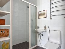 Kylpyhuone 1 / wc 1