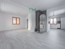 Olohuone ja keittiö