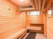 Taloyhtiön saunaosasto.