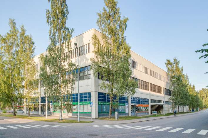 Liiketila, 2 400 m², Roihupelto