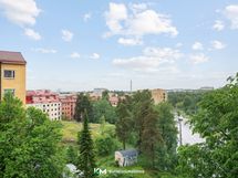 Avarat vehreät näkymät korkealta!
