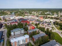 Erinomainen sijainti Ylivieskan ydinkeskustassa.