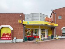 Lähikauppaan on matkaa noin 600 metriä.