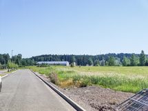 Asunto sijaitsee luonnonläheisellä sijainnilla.