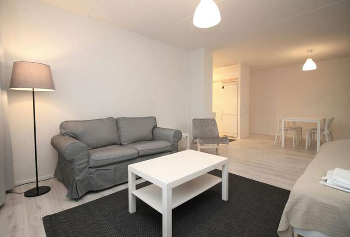 Kerrostalo, 2h+k+kph+wc+p, 61 m², Perno - Näkymä 2