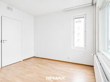 Makuuhuone tyhjänä