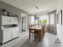 Täällä ruokailee isompikin ryhmä