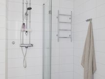 Kylpyhuone, erittäin tilava