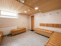 Uima-allassaunan toinen pukuhuone