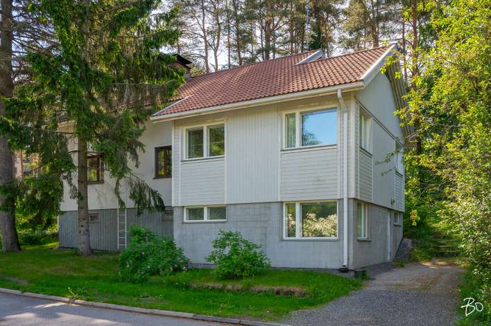 Omakotitalo, 6h, k, 3wc, 2kph, s, kellaritiloja, 168/217 m², Kärsämäki, Turku