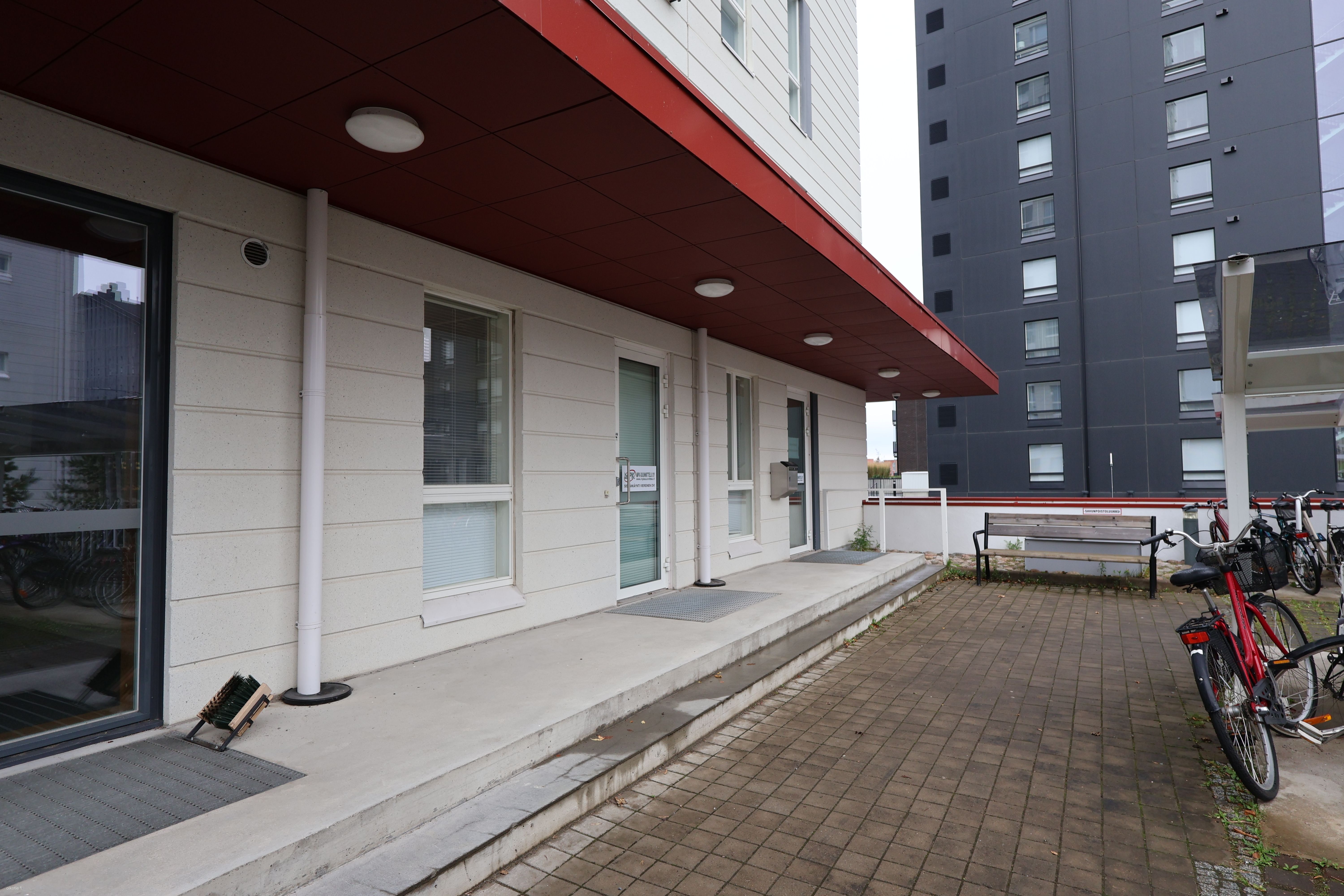 Toimisto / liiketila – Satamatie 39, 90520 Oulu 2
