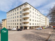 Korkeavuorenkadulta asunto on 2.kerroksessa.