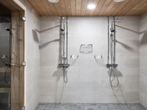 Siveltimen C-talossa sijaitsevan saunaosaston suihkutilat